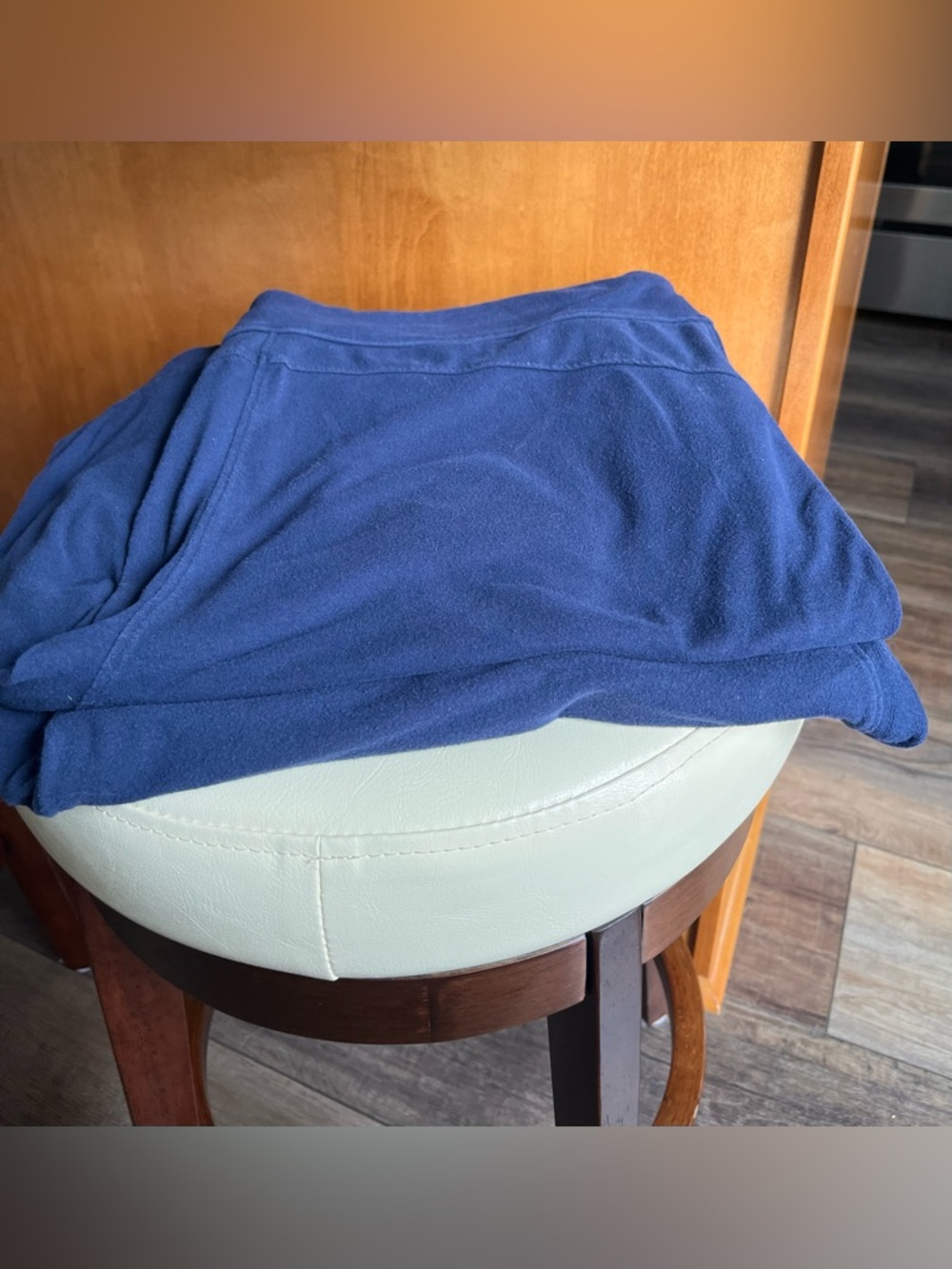 Two pair navy shorts by Tek Gear! Pockets, pull on with drawstring! Comfortable! - Picture 5 of 10